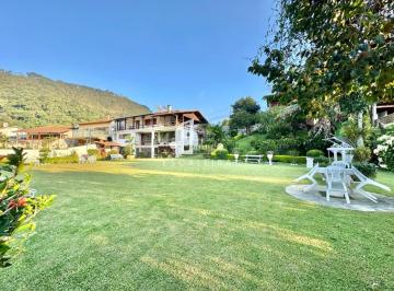 Foto 01 · Espetacular Casa à Venda em Teresópolis-RJ, no Jardim Cascata, com 5 Quartos, 2 Suítes e 380,26m² de