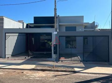 Casa · 81m² · 3 Quartos · 2 Vagas · Casa com 3 quartos (1 suíte) à Venda, 81m², por R$399.000,00 no Portal dos Pioneiros, Londrina-PR