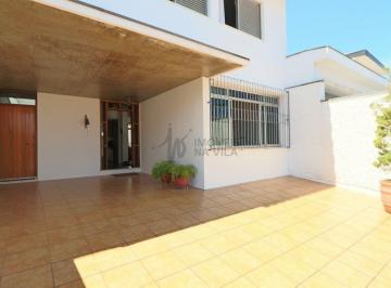 Imóveis-na-Vila-casa-de-vila-reformada-sobrado · Casa de vila fechada no Planalto Paulista muito bem construída