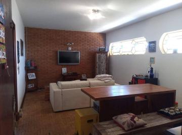 c4c107e1ba45fed8aa4477d7836255767e1a0c46 · Casa com 3 dormitórios à venda, 340 m² por R$ 745.000,00 - Vila Carmelo - Botucatu/SP