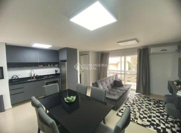 471660_ig7gK93643_471660660f088b90704.jpg · Casa com 02 quartos, sendo 02 suítes e 02 vagas de garagem, mobiliada e decorada, em Gramado