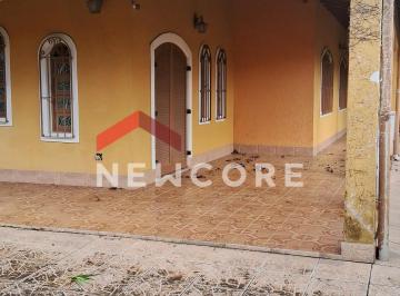 Casa · 235m² · 5 Quartos · 4 Vagas · Casa em Rua Oswaldo Cruz - Centro - Bertioga/SP
