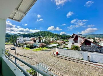 11 · Apartamento no bairro Itacorubi
