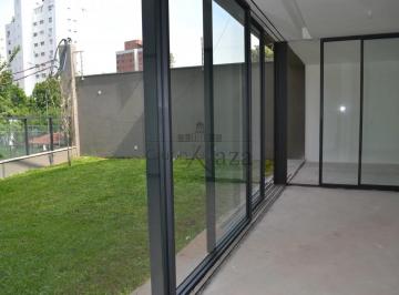 Casa · 250m² · 4 Quartos · 4 Vagas · Casa em Condomínio - Real Parque - 4 Dormitórios - 548m².