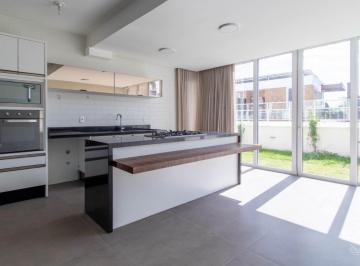 11 · Casa Residencial de 3 dorms no bairro Cacupé