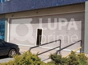Comercial · 650m² · 12 Vagas · Prédio Comercial com 650 metros para locação na Água Fria.