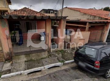 Casa · 250m² · 6 Quartos · 2 Vagas · Terreno com 6 casas para renda à venda na Vila Ede!