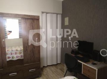 Casa · 220m² · 2 Quartos · 2 Vagas · Casa Térrea à venda na Vila Medeiros!