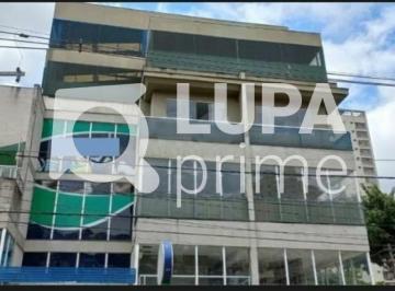 Comercial · 250m² · Conjunto comercial com 250 metros para locação em Santana.