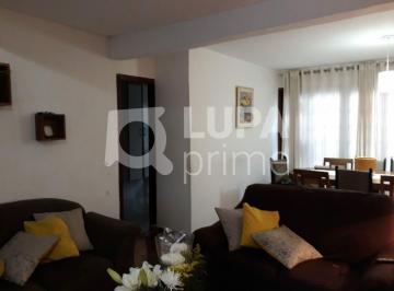 Casa · 200m² · 5 Quartos · 2 Vagas · Sobrado a venda em Santana com 5 dormitórios, 2 vagas para uso residencial ou comercial