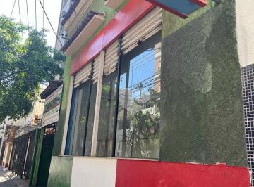 69e575a5f8c43d1be75f232879f2e5e2c1324c93 · Casa comercial