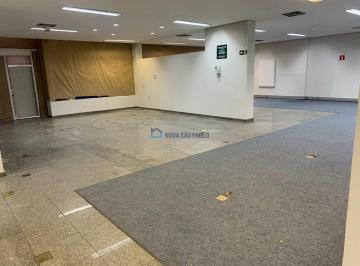 Comercial · 882m² · 25 Vagas · Oportunidade única- Excelente localização loja de 882m²