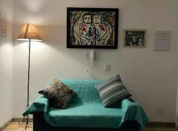 Apartamento · 33m² · 1 Quarto · Cobertura com 33m² localizada no Bairro Bela Vista em São Paulo - SP