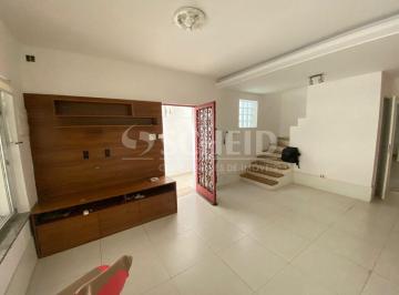 Casa · 180m² · 2 Quartos · 2 Vagas · Sobrado à venda, 180m², 2 dormitórios, versátil, para uso residencial ou comercial no Campo Belo