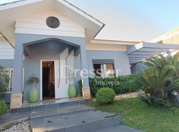 Casa · 250m² · 3 Quartos · 2 Vagas · 
                Casas - 3 dormitórios - Montanha
                