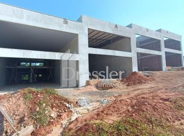 Comercial · 485m² · 8 Vagas · 
                Lojas Térreas - Montanha
                