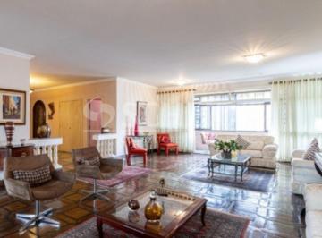 Apartamento · 455m² · 4 Quartos · 3 Vagas · Apartamento Espaçoso e Aconchegante na Consolação