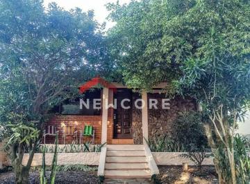 Casa · 159m² · 2 Quartos · 5 Vagas · Casa em  Rua Derocy Giácomo da Silva - Vila Nova - Porto Alegre/RS