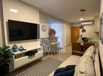 Apartamento · 63m² · 2 Quartos · 2 Vagas · Apartamento 02 quartos/suíte.Porteira Fechada Praia de Itaparica, uma quadra do mar