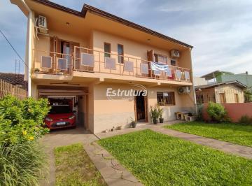 Casa · 220m² · 4 Quartos · 4 Vagas · Casa de dois pavimentos, 4 dormitórios e vários benefícios, com muito espaço e c