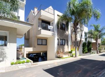 2df7ed9053a5b0ced7834ef48f9a558b9e968e42 · Sobrado com 316 m² - 5 Quartos - 4 Suítes, 1 Lareira, 1 Churrasqueira – 4 vagas, à venda por R$ 1.73