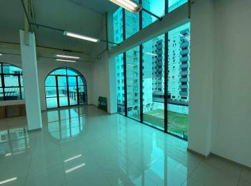 Comercial · 146m² ·  Loja para locação no Centro Comercial de São Vicente!