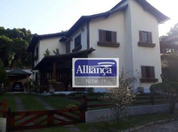 e3128073fc1b4acbadfeec8a439c1d394a302bf7 · Casa com 3 dormitórios, 1 suíte master, piscina, sauna, churrasqueira e 7 vagas de garagem à venda, 