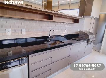 Foto 01 · Vendo Casa Nova no Condominío Terra Vista com 3 suítes, piscina, fino acabamento e Energia Solar