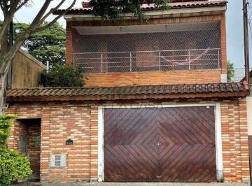 Casa · 250m² · 5 Quartos · 2 Vagas · Sobrado à venda com 05 dormitórios sendo 4 Suites, 2 Vagas, Vila Carioca