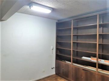 Apartamento · 51m² · 4 Quartos - PLAKA CONSULTORIA EM IMÓVEIS · LOCAÇÃO - REPÚBLICA CJ COMERCIAL 52 Á.Ú 05 SALAS PRATELEIRAS LAVABO PRÓX. METRÔ!