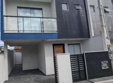 20240408173732285.jpg · Casa para Venda em Florianópolis, Rio Vermelho, 3 dormitórios, 1 suíte, 2 banheiros, 1 vaga