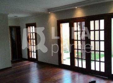 Casa · 158m² · 3 Quartos · 4 Vagas · Sobrado à venda com 3 dormitórios à venda na Vila Paiva!
