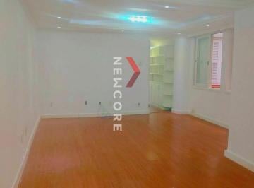 Apartamento · 98m² · 3 Quartos · Apartamento em  Avenida Venâncio Aires - Farroupilha - Porto Alegre/RS