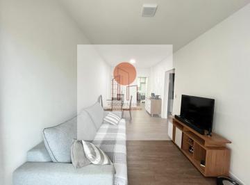 Apartamento · 70m² · 2 Quartos · 1 Vaga · Apartamento com 02 quartos, no coração de Itapuã ...oportunidade!!