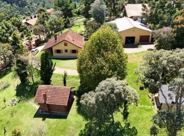 2024040118331357577.jpg · Casa para Venda em Camanducaia, Monte Verde, 5 dormitórios, 3 suítes, 3 banheiros, 10 vagas