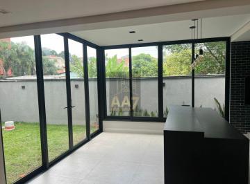 Casa · 340m² · 3 Quartos · 3 Vagas · Sobrado 100% reformado, 3 suítes, 340m², 3 vagas, condomínio fechado com lazer completo
