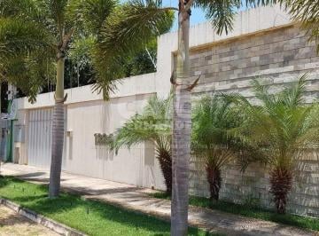 Casa · 400m² · 7 Quartos · 4 Vagas · Casa em Candelária