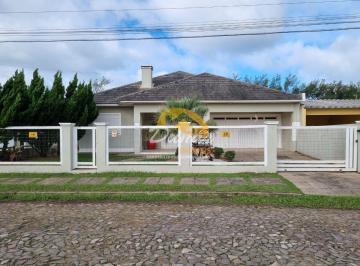 Casa · 169m² · 3 Quartos · 1 Vaga · RESIDÊNCIA PRÓXIMA AO MAR EM NOVA TRAMANDAÍ