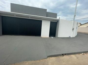 Casa de 3 quartos, Caldas Novas · Propriedade à venda em Caldas Novas, situada no tranquilo bairro de Itaguaí 2.