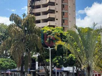 Comercial · 133m² · 4 Quartos · 18 Vagas · Vendo Prédio no Centro em Ipiaú
