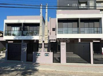 Casa · 97m² · 3 Quartos · 2 Vagas · Sobrado TOP no Santo Antonio OPORTUNIDADE