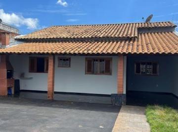 Casa · 145m² · 3 Quartos · 5 Vagas · Casa com 3 quartos à venda no Bairro Jardim Patrícia - Uberlândia/MG