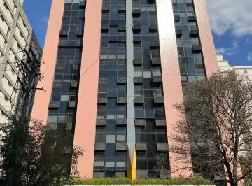 Fachada · Sala - Consultorio - Moderno