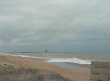 Imagem 2 · Terreno à venda - na Praia do Açu