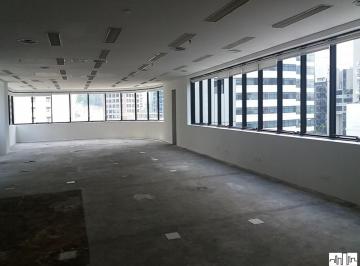 Comercial · 330m² · 6 Vagas · Conjunto Comercial para Locação na Berrini em prédio A!!!