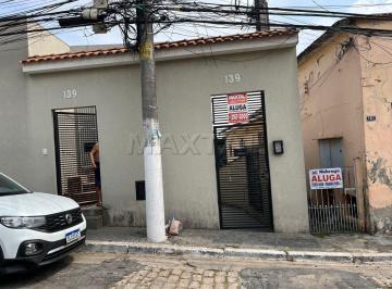 Casa · 38m² · 1 Quarto · Aluga-se casa no imirim com 38m², contendo 1 dormitório, sala, cozinha! Agende sua visita!