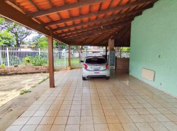 Casa · 297m² · 5 Quartos · 4 Vagas · Oportunidade na ASA SUL - SHIGS 713!