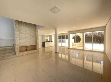Casa · 350m² · 4 Quartos · 2 Vagas · Condomínio Reserva Santa Monica - Casa de alto padrão e regularizado.