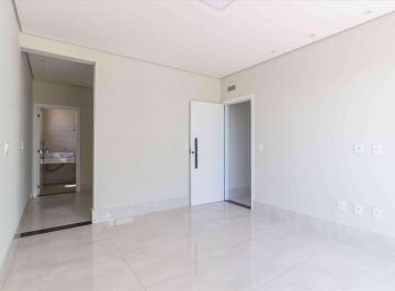 Casa · 219m² · 4 Quartos · 3 Vagas · Alto da Boa Vista Lindo Sobrado !!