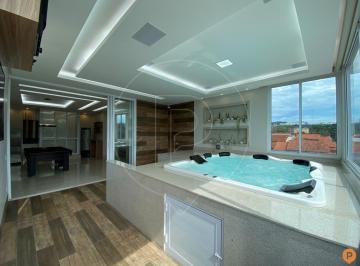 Casa de 3 quartos, Caldas Novas · Sobrado Triplex para venda localizado em Caldas Novas, GO.